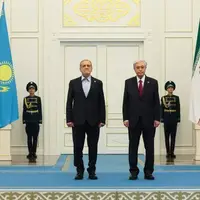 عکس/ مراسم استقبال رسمی رئیس‌جمهور قزاقستان از پزشکیان