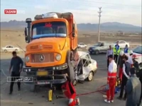 تصادف پراید با کامیون ۴ کشته برجای گذاشت