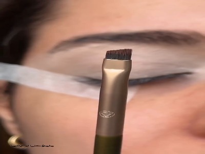 آموزش یک آرایش چشم حرفه ای