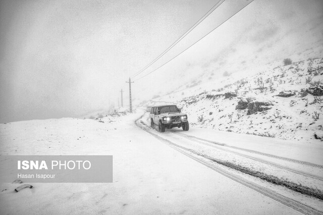 بارش برف در مناطق سردسیر فارس؛ هشدار سیلاب و آبگرفتگی معابر