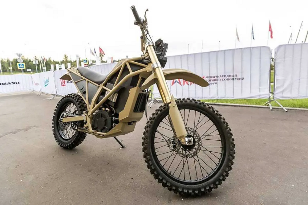 کلاشنیکف موتورسیکلت برقی نظامی می‌سازد!