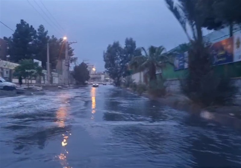 سیل در یاسوج؛ معابر اصلی به رودخانههای خروشان تبدیل شدند!