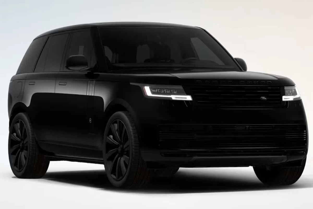 معرفی رنجروور SV بلک، پرچم‌دار مشکی‌پوش ۲۴۰ هزار دلاری