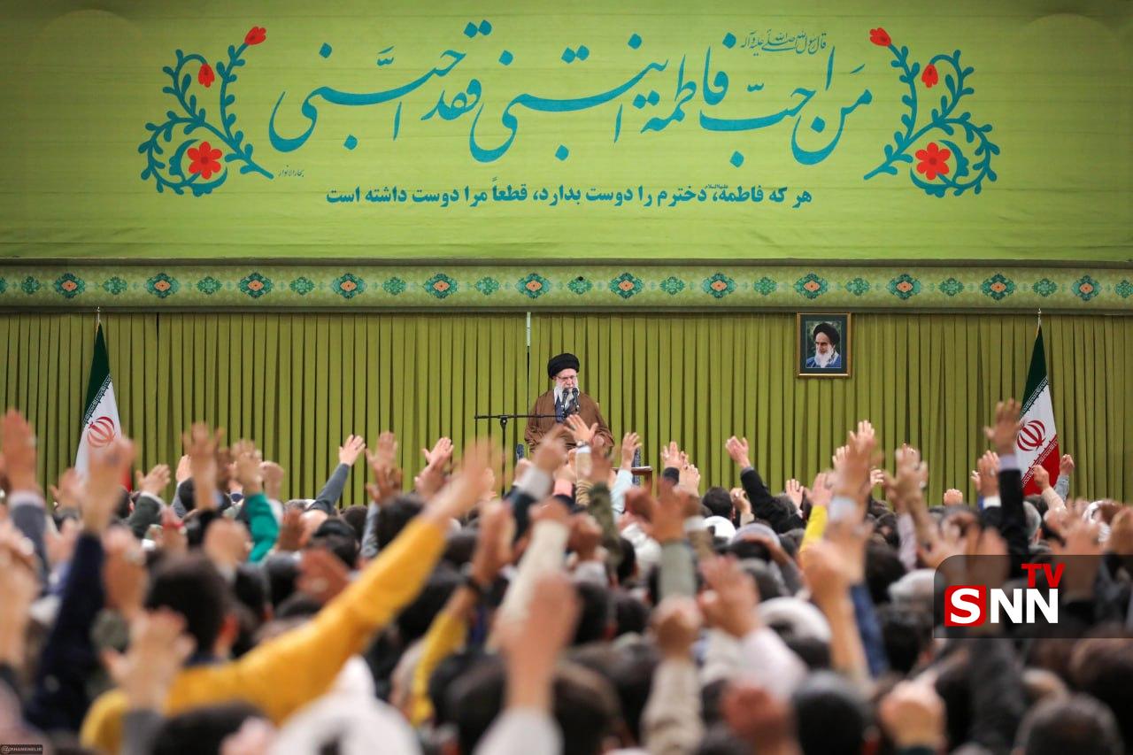 تصاویری از مراسم جشن میلاد حضرت زهرا (س) در حسینیه امام خمینی (ره) با حضور رهبر انقلاب