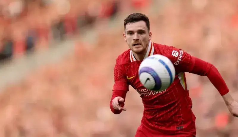 مدافع بیحاشیه، لنگر لیورپول در روزهای پرتنش