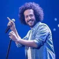 سینا حجازی: کارنامه درسی من شبیه ریل قطار بود چون تمام نمرات من یازده بود