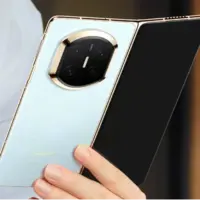 خطر برای گلکسی زد فولد؛ هواوی گوشی میت X7 را وارد بازارهای جهانی کرد