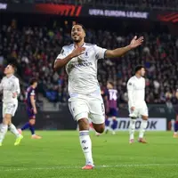 دوران خوش امری در ویلا