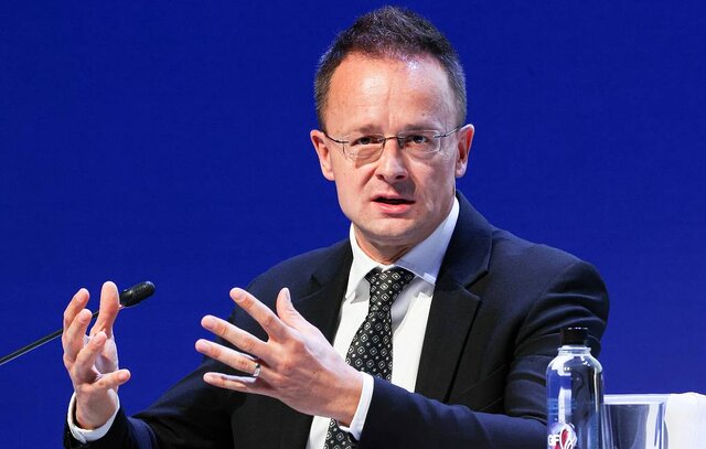 مجارستان: دبیرکل ناتو از پست به مذاکرات صلح اوکراین خنجر زد