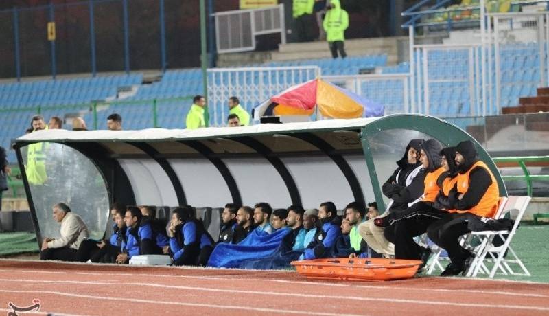 صمد مرفاوی: بین نیمکت و بازیکنان اصلی استقلال فاصله وجود دارد