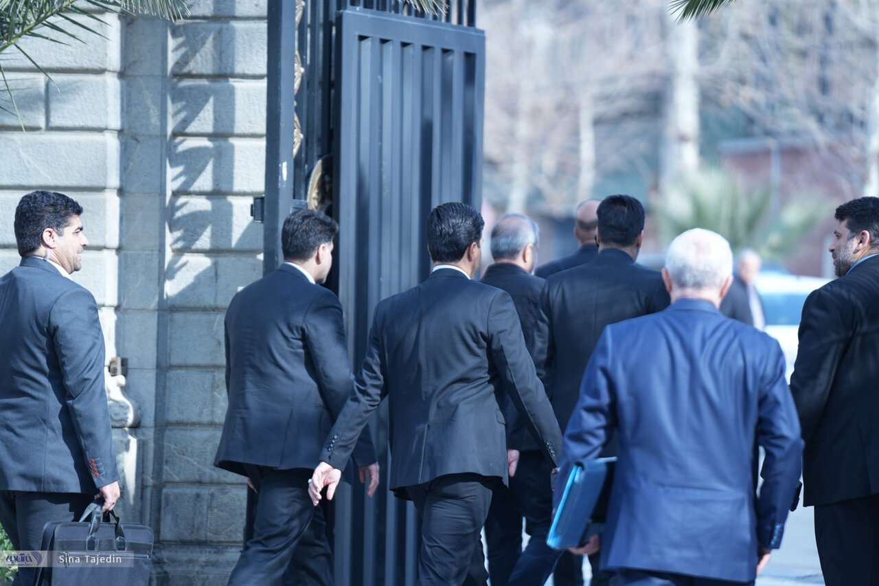 انحلال ۵۵ نهاد شورایی توسط دولت/ احمدنیا: برخی بدون برگزاری جلسه، حقوق و مزایا دریافت میکردند!