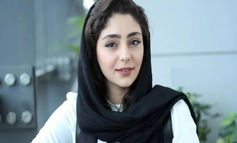 هستی مهدویفر تولدش را با تم کریسمس جشن گرفت