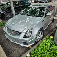 کادیلاک خاص با رنگ متالیک تابان