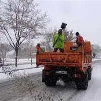 ذخیرهسازی ۱۰۰۰ تن شن و نمک برای مقابله با یخزدگی معابر کرمانشاه