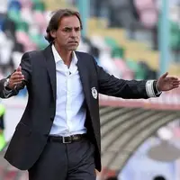 اخراج سرمربی حریف سپاهان