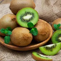 میوهای که موجب افزایش ویتامین C پوست میشود