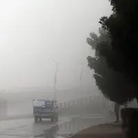 توقیف موتورسیکلتها در جادههای مهآلود خوزستان/ تاکید بر لغو سفرهای غیرضروری