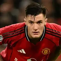 بدشانسی یونایتد؛ مهاجم گرانقیمت مسموم شد