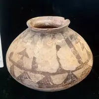 کشف ۱۲ قطعه شیء تاریخی در شهرستان جیرفت