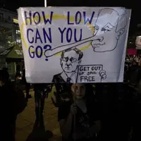 اسرای اسرائیلی آزاد شده خطاب به نتانیاهو: پاسخ نمیدهی، کنار برو!