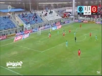 گل دوم تراکتور به پیکان توسط هاشم نژاد