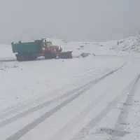 راهداری فارس: از ترددهای غیرضروری در جادهها خودداری کنید؛ زنجیرچرخ حتما همراه داشته باشید!