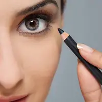 یک تکنیک برای استفاده از مداد چشم