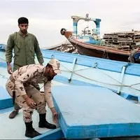 توقیف ۵ فروند شناور و کشف ۷۰ هزار لیتر گازوئیل قاچاق در بندر چابهار