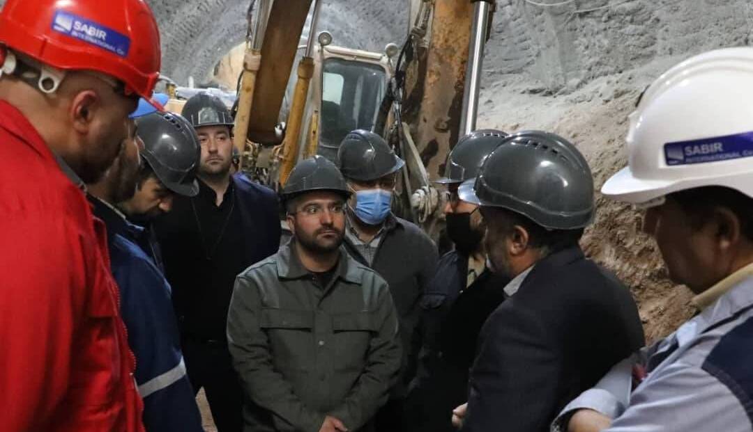 خط ۲ مترو تهران به پایانه شرق میرسد