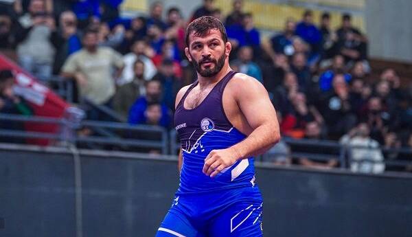 معادله پیچیده حسن یزدانی و امیرعلی آذرپیرا