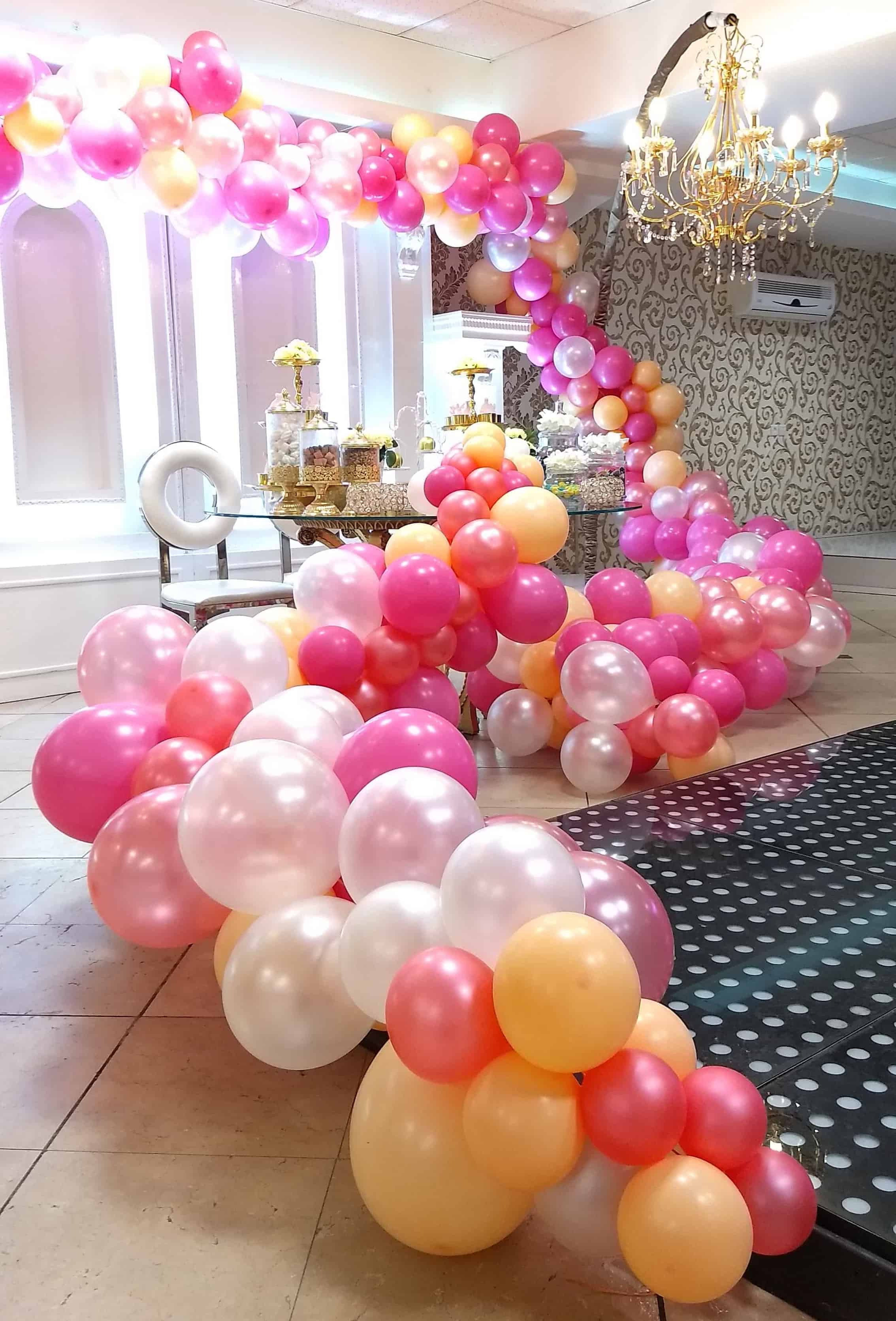 آسیبزاترین جشنتولد با ۳۲هزار بادکنک