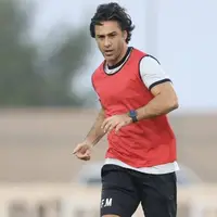 گل قیچی برگردان دیدنی فرهاد مجیدی در تمرینات البطائح