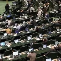 اصرار بر قانون حجاب؛ لجاجت در میدان نزاع سیاسی 