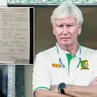 سرمربی تیم ملی فوتبال کامرون استعفا کرد