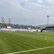 آمادهسازی ورزشگاه سیروس قایقران برای بازی ملوان و فجر