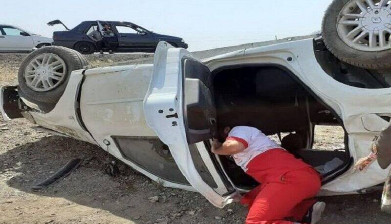 واژگونی خودرو ۲ کشته برجا گذاشت