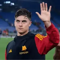 بمب دیبالا با خداحافظی از فوتبال اروپا