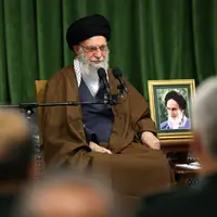 رهبر انقلاب در دیدار دستاندرکاران کنگرهٔ بزرگداشت شهدای البرز: ارزشها و انگیزههای شهدا باید به نسل بعد انتقال یابد
