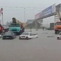 آبگرفتگی خیابانهای بندرعباس؛ معابر رودخانه شدند!