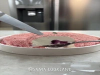 دسر مخملی صورتی برای مهمانی