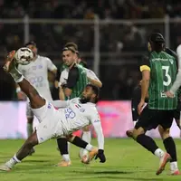 انتقاد تند پاشازاده از مدیران استقلال: تاجرنیا دنبال قهرمانی در توئیت زدن است