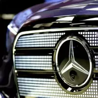 چرخش معنادار بازار خودرو ؛ بازگشت مشتریان به مدلهای بنزینی و عقبنشینی از خودروهای برقی