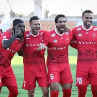 پوستر پرسپولیس برای بازی تراکتور: سه تفنگدار!