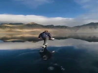 ساحلی با ماسههای سیاه در ایسلند