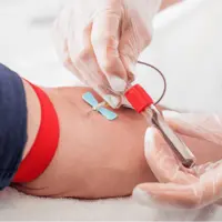 کمخونی یا چربی خون دارید؟ جواب آزمایشتان را در خانه و بدون هیچ مراجعهای دریافت کنید