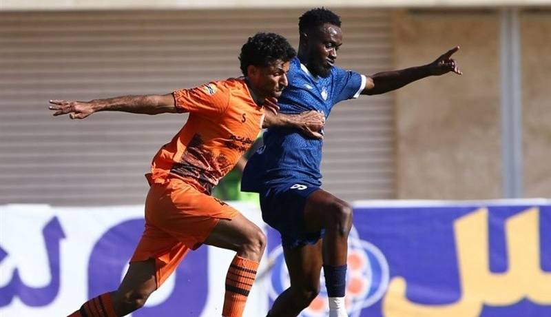 مهاجم گلگهر ایران را ترک کرد