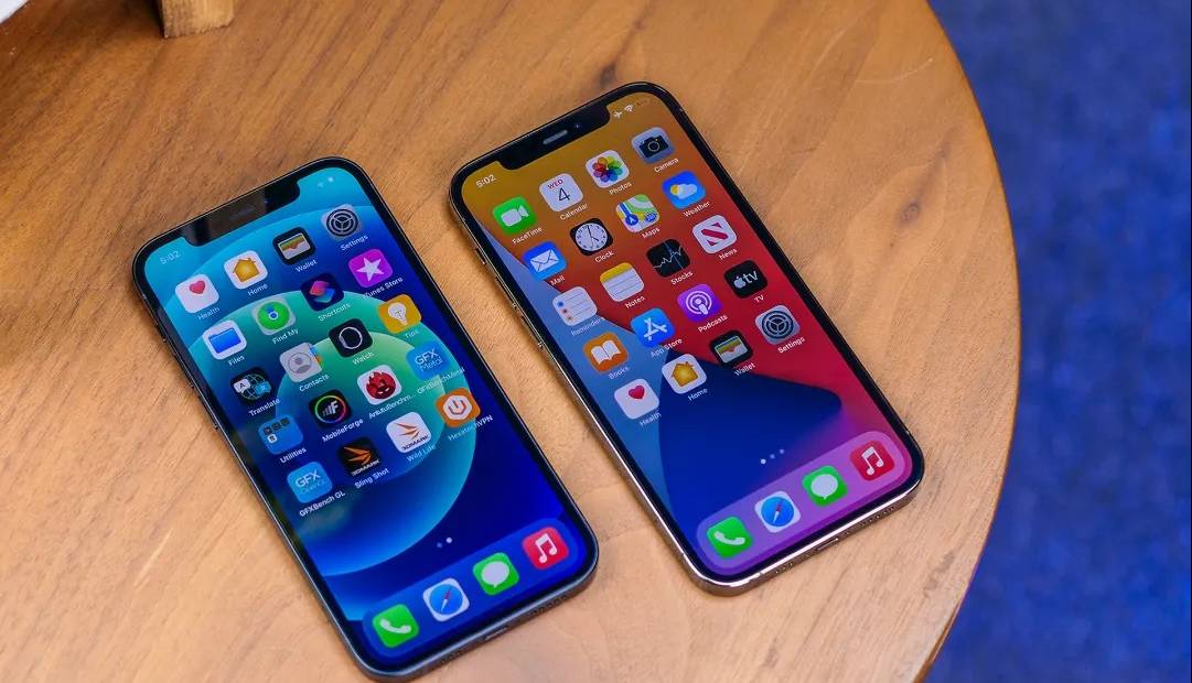 استرالیاییها باید فورا گوشی آیفون ۱۲ را آپدیت کنند؛ چرا؟