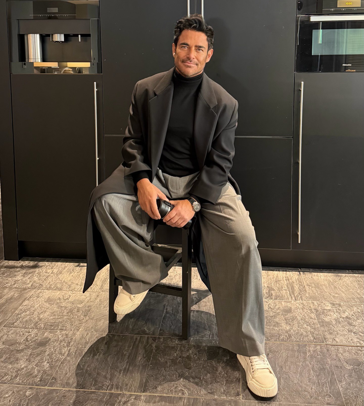 محمدرضا گلزار از استایل زمستانیاش رونمایی کرد