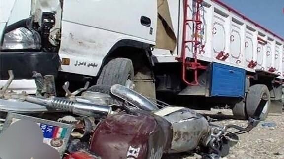 دو فوتی بر اثر برخورد تریلی و موتورسیکلت در روستای دامن ایرانشهر