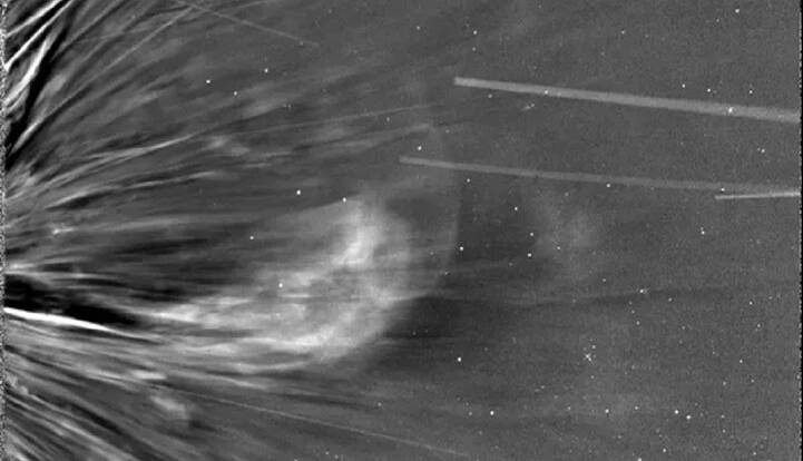 لحظه خیرهکننده چرخش باد خورشیدی توسط کاوشگر پارکر ثبت شد